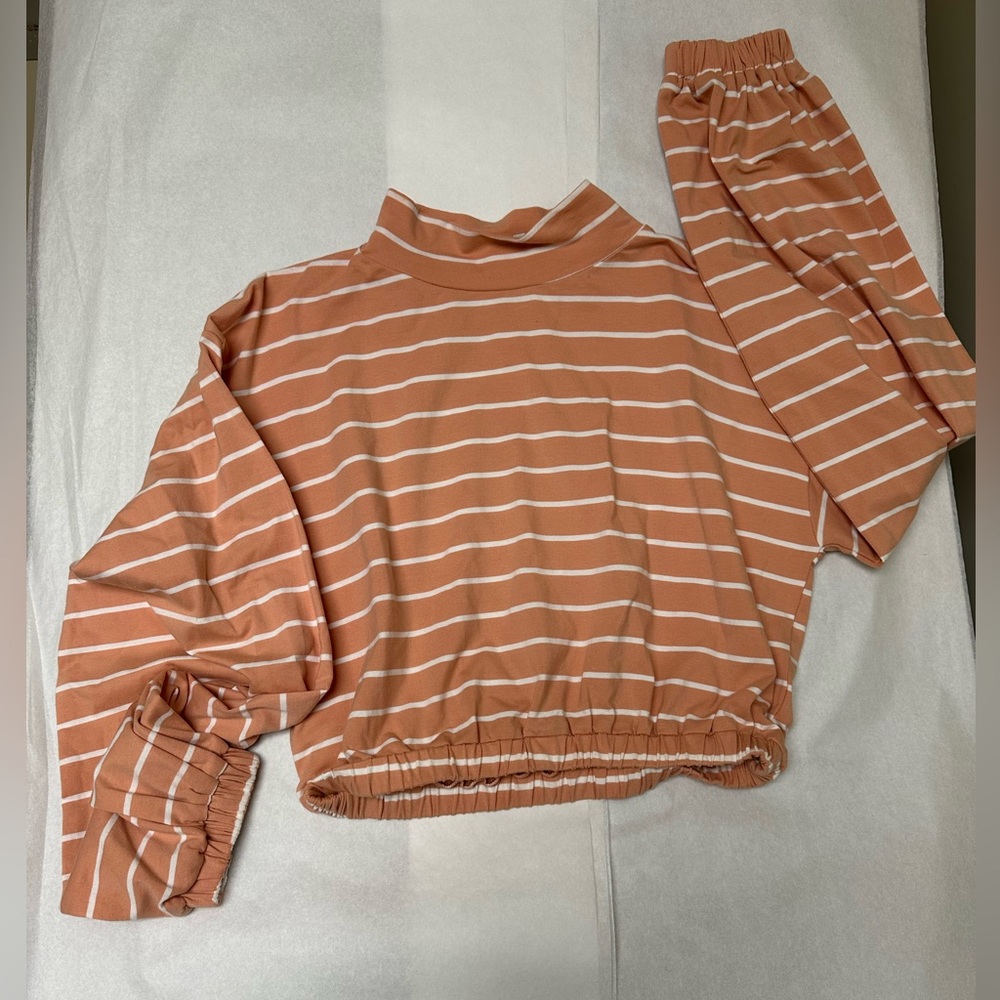 - SABO SKIRT LONG SLEEVE 🌟BLOUSE 🌟